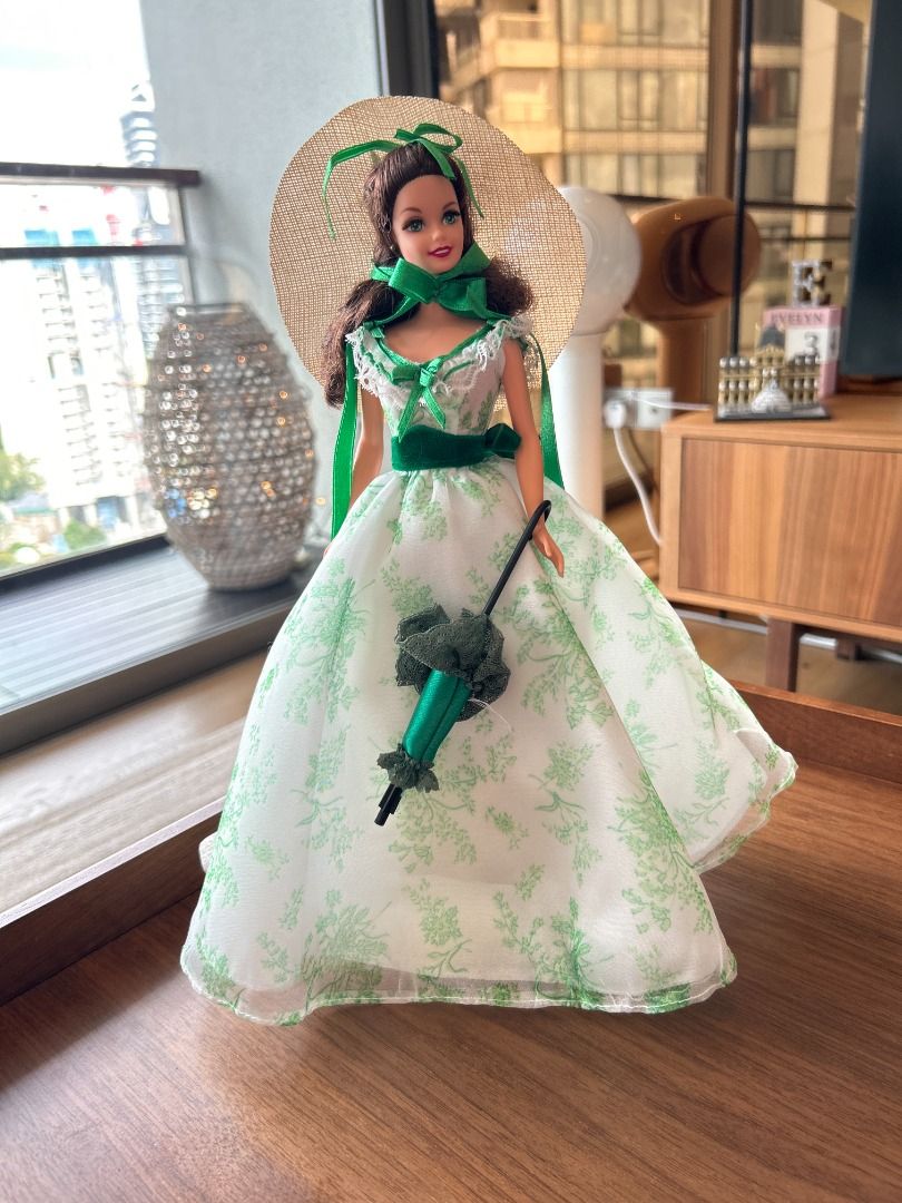 Vintage Barbie doll Gone with the Wind 1994 Hobbies Toys