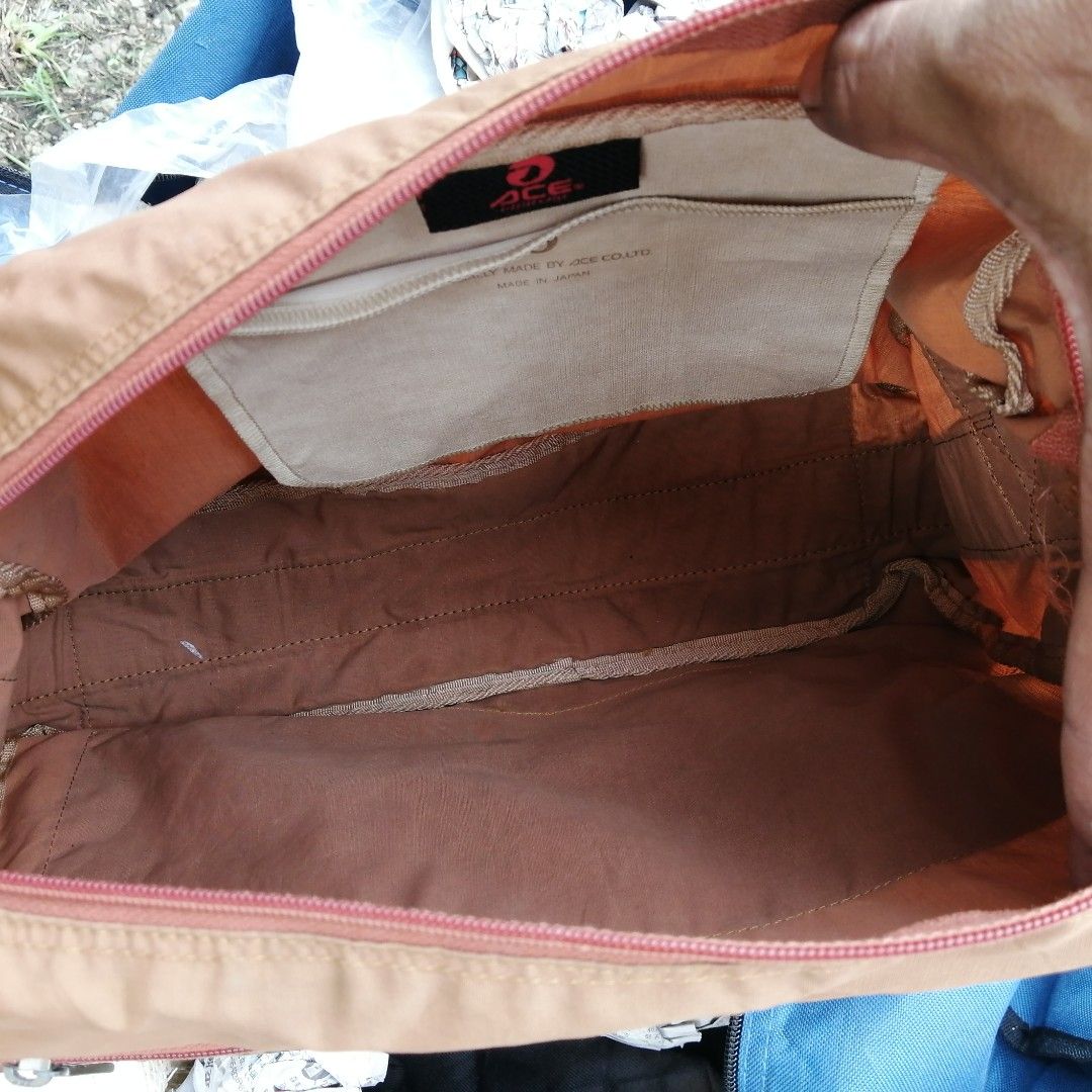 Vintage Sling bag BENSON rokok, Men's Fashion, Bags, Sling Bags on