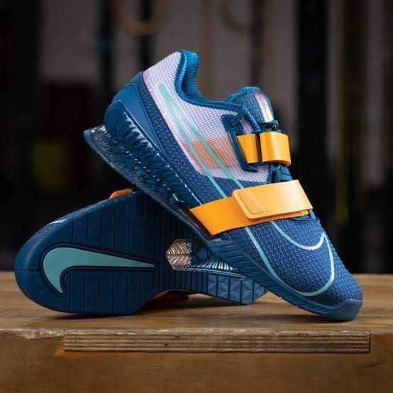 nike weightlifting sneakers