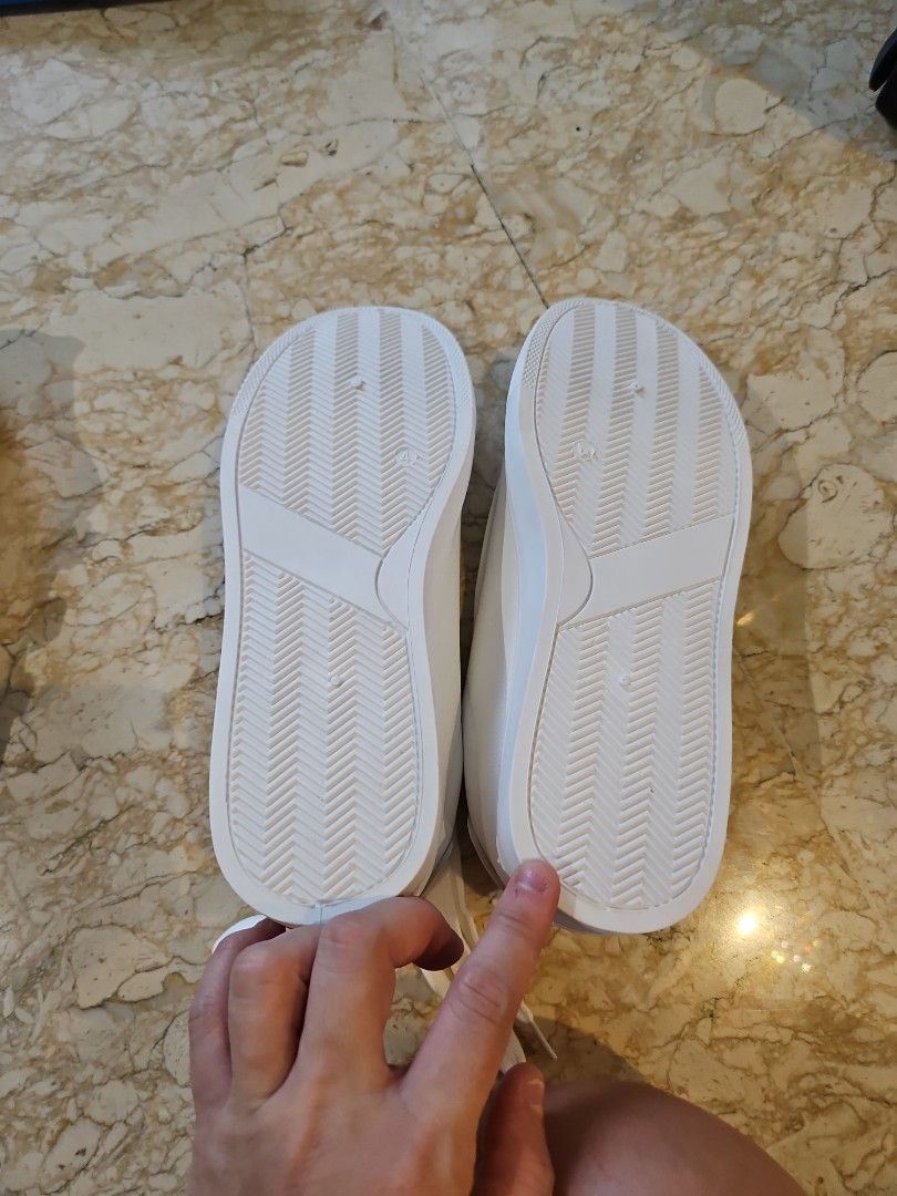 White sneakers with rainbow 2025