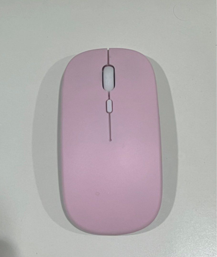 Wireless Mouse (Category: Mouse & Mousepads) located in Singapore. Submitted by jing803 (Listing ID 1277460813, Image 1). Description: Brand New Pink Mouse Never used before.