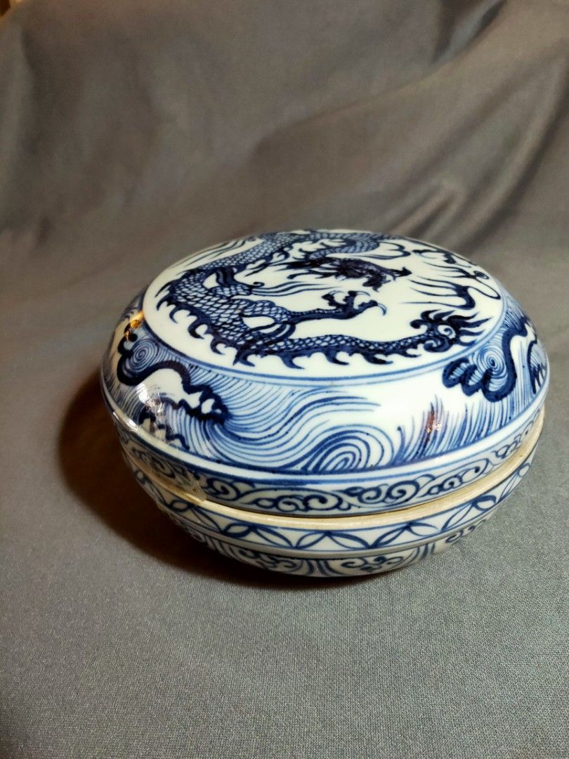 Yuan dynasty porcelain vintage box.元代青花瓷器蓋合精真老到元代 