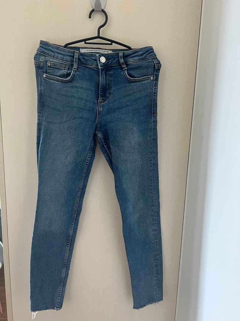 Zara Pants, Women's Fashion, Bottoms, Jeans on Carousell