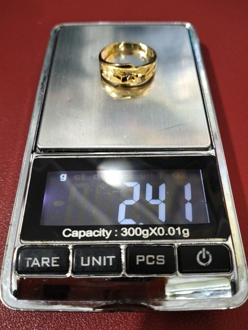 Gold new arrivals ring pawn