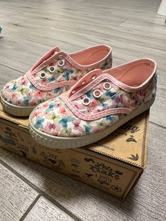 （分類：）位於 。 由 clings16 提交（商品編號 1277682791，圖片 1）。簡介： 。