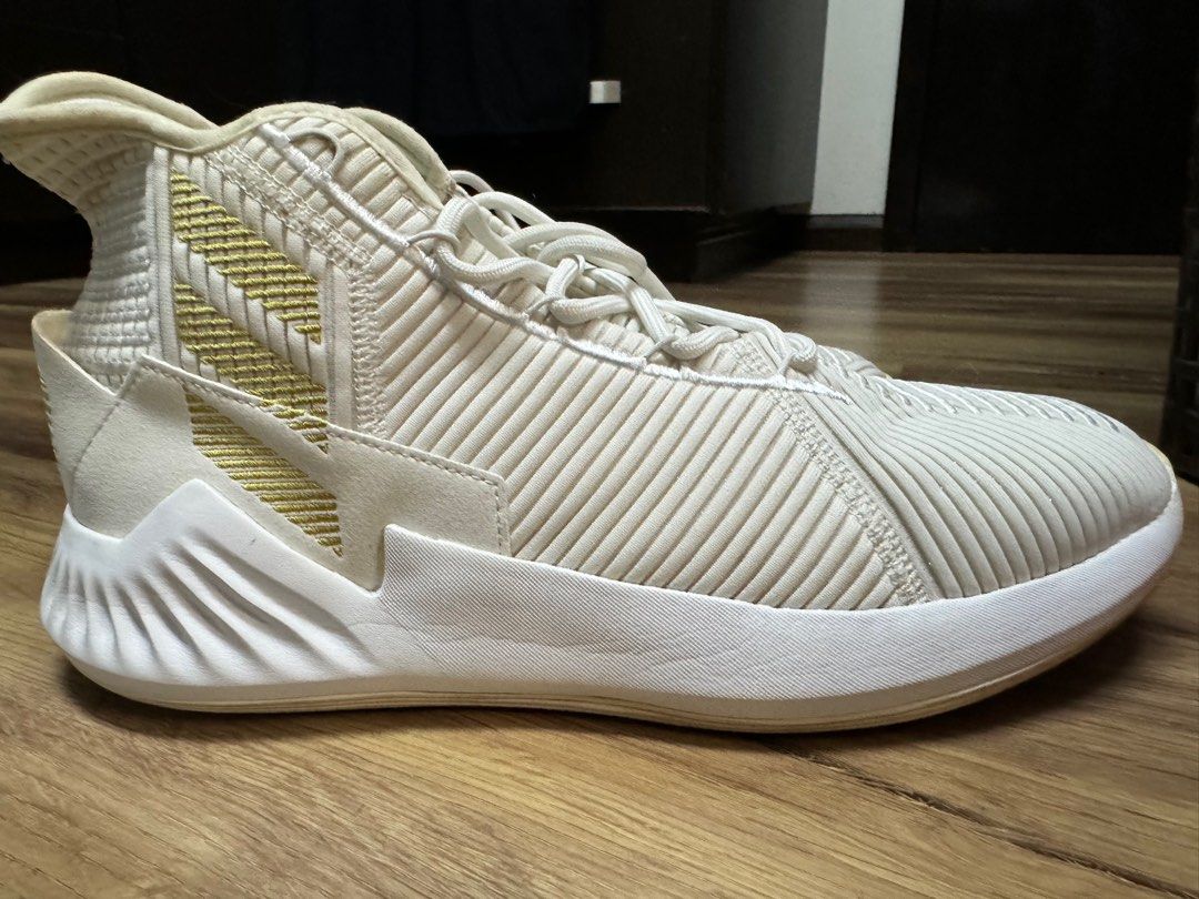 D rose 9 white and gold 2025