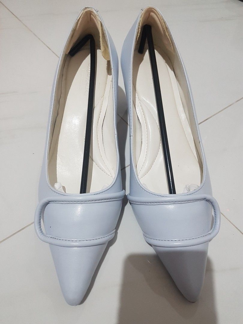 Amazara shoes discount