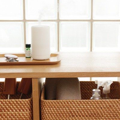 Aroma Diffuser (Category: Home Fragrance) located in Singapore. Submitted by vinniewonka (Listing ID 1277637859, Image 2). Description: retail price: $89 Comes with two free muji diffuser ( slightly used) The Aroma Diffuser uses ultrasonic waves to vaporise water and the essential oil in the tank to produce a cool, dry, fragrant mist. The white cylinder also houses a lamp that shines with an ambient glow and has 2 light settings. It’s flame free 