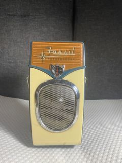File:Vintage Fossil Replica Futurephonic AM-FM Transistor Radio