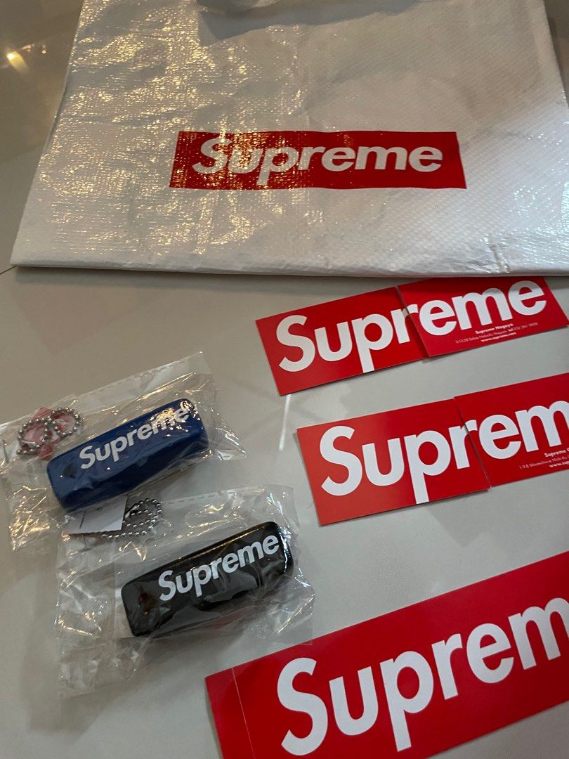 Fake supreme keychain top