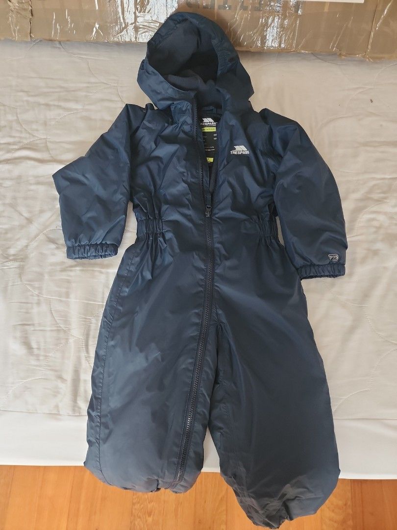 Trespass kids outlet snowsuit