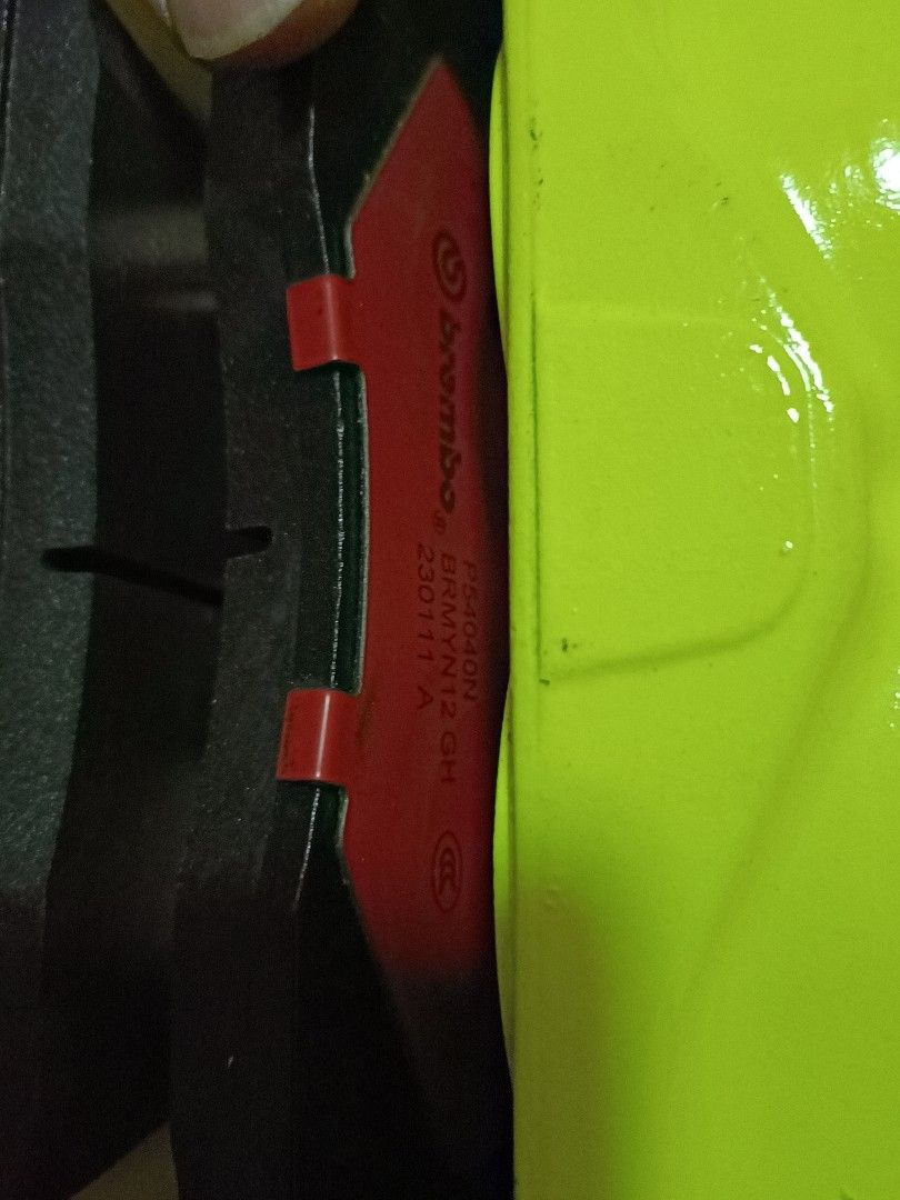 Brembo F50 Authentic caliper for toyota ,Alphard/ vellfile/Estima/Camry