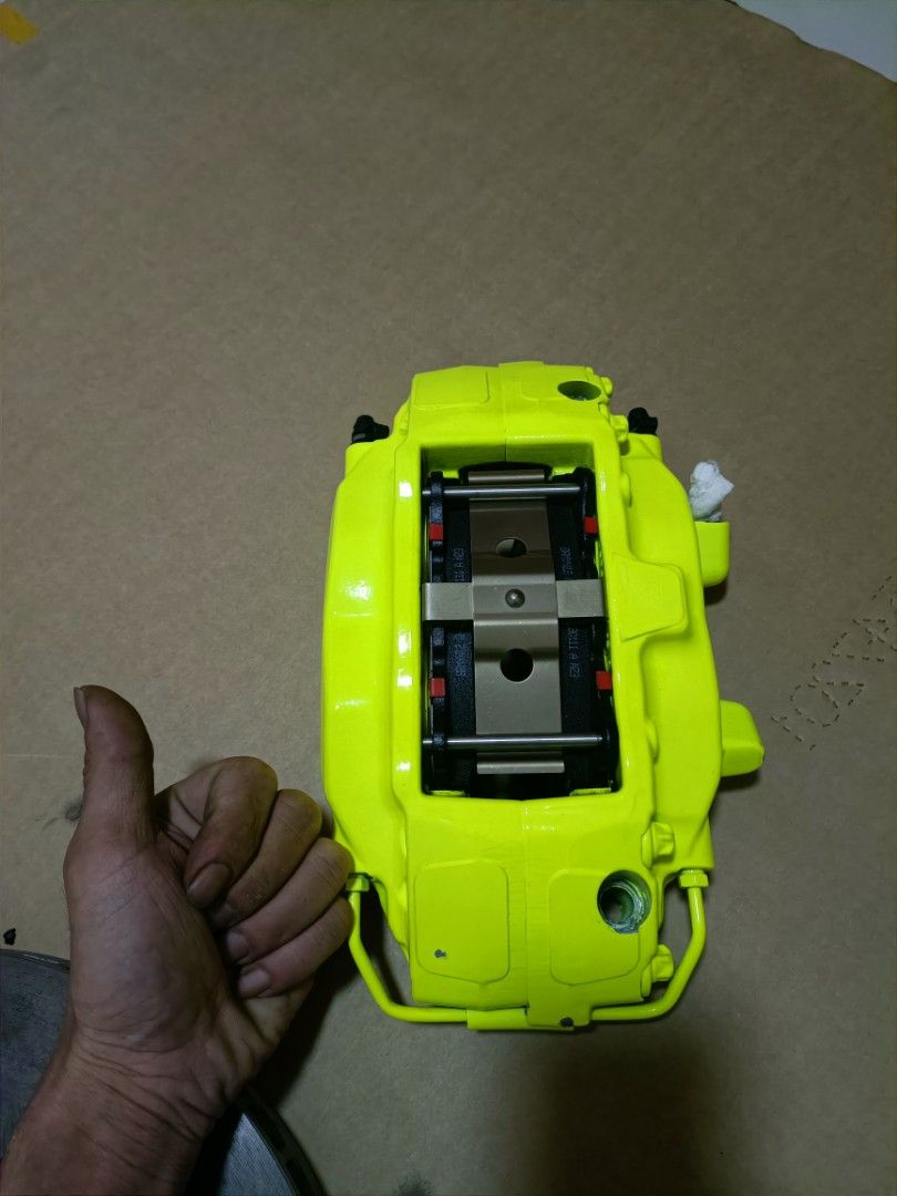 Brembo F50 Authentic caliper for toyota ,Alphard/ vellfile/Estima/Camry