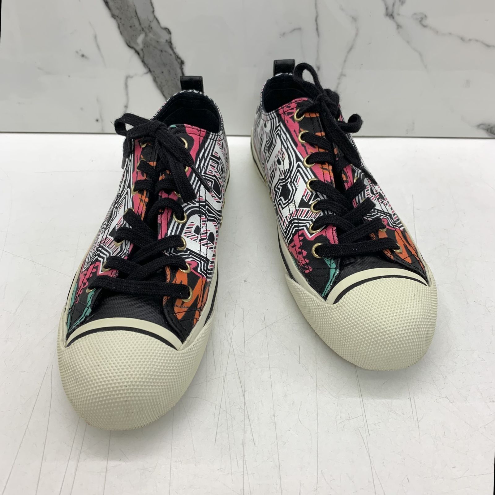 Burberry graffiti trainers best sale