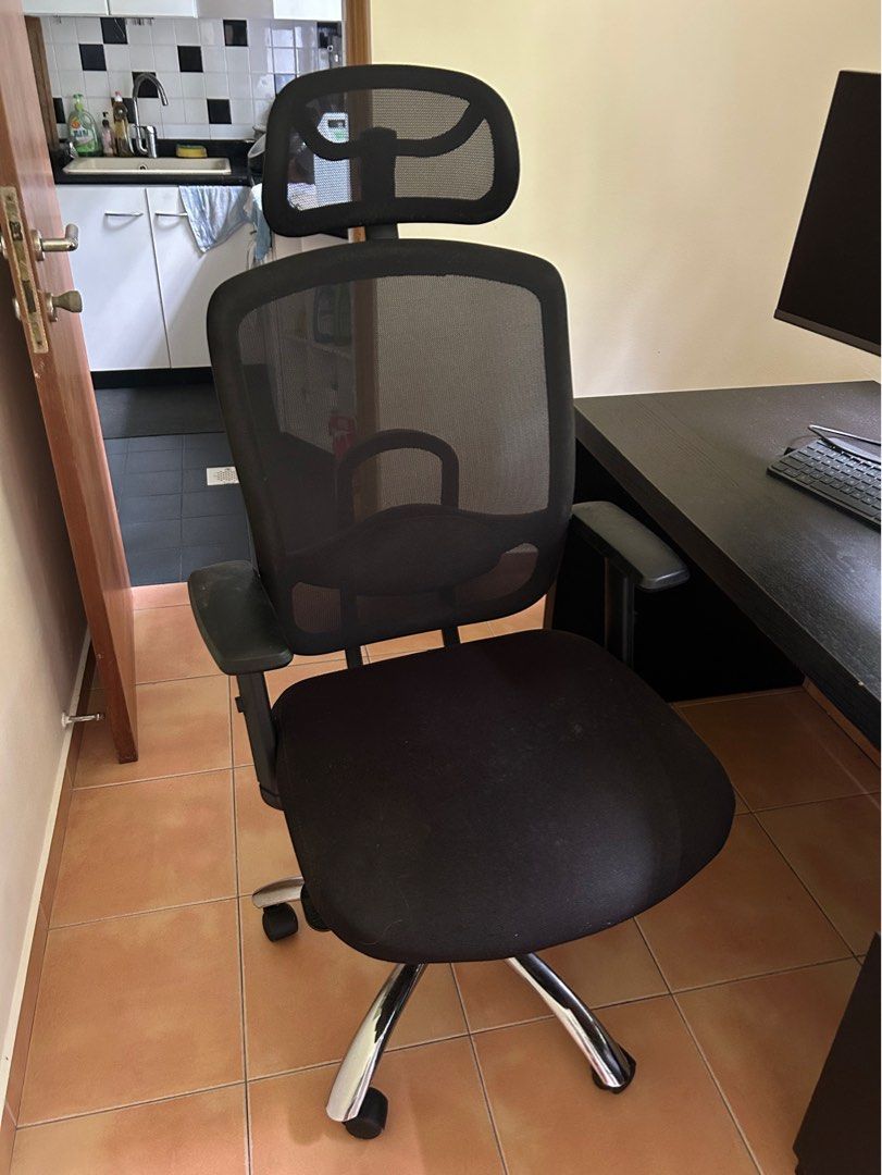 The castle ergonomic chairs store