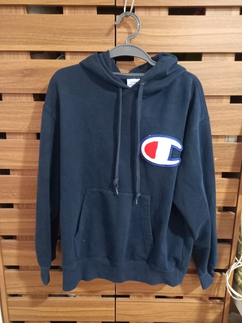 Champion store hoodie sweater