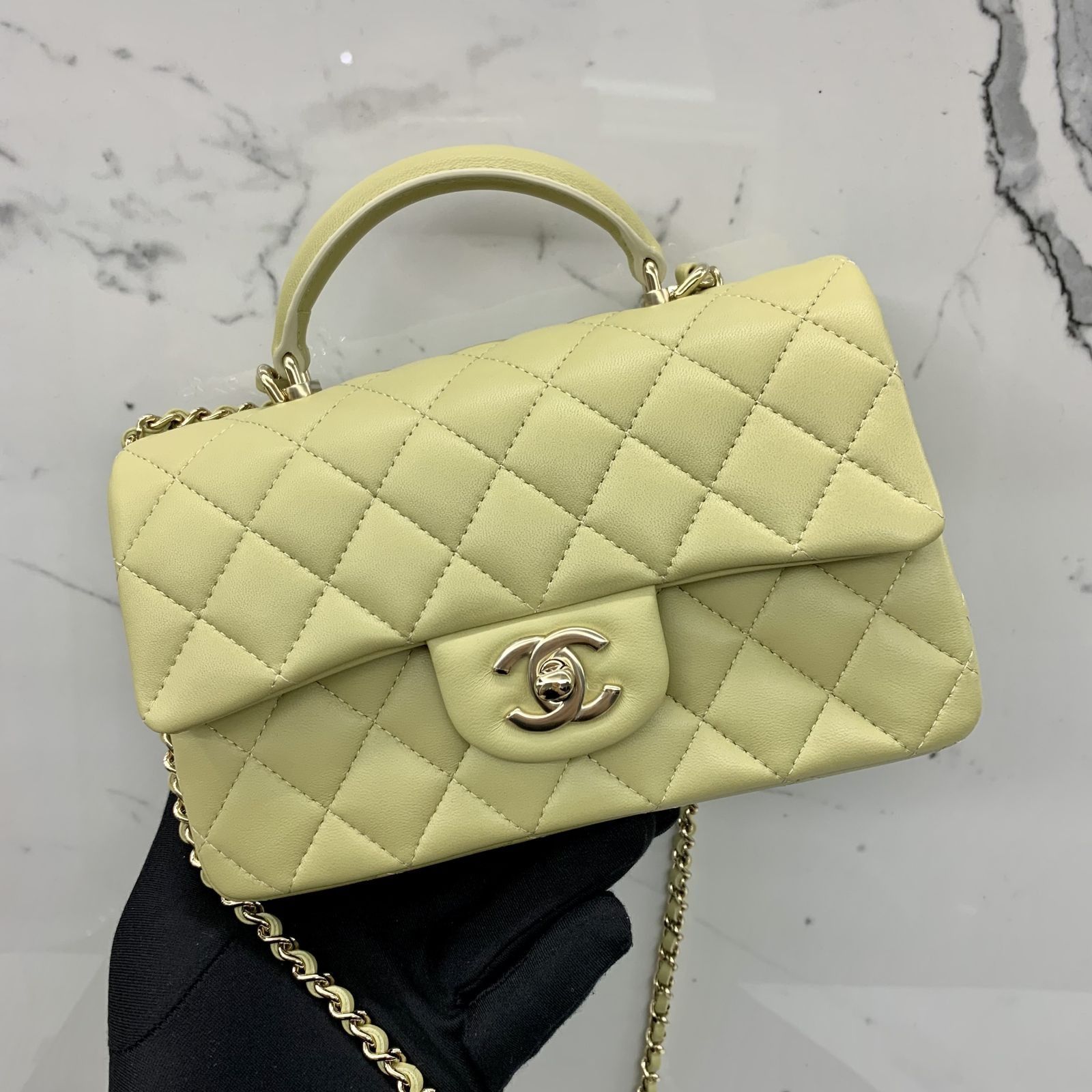 Matelasse sales chanel bag