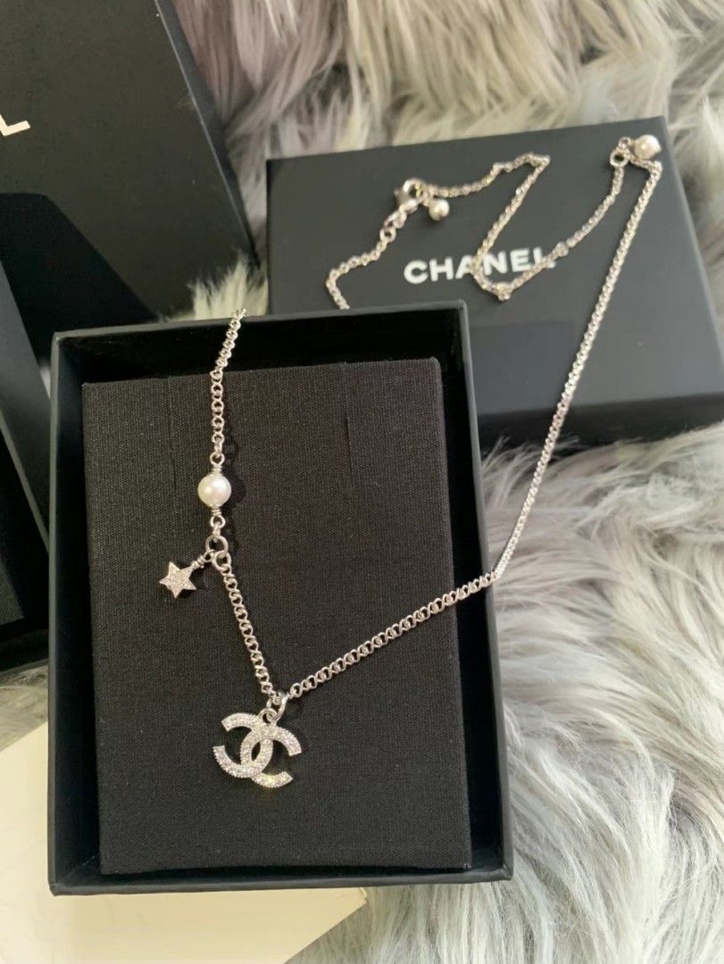Chanel Classic CC Logo silver Necklace with Star