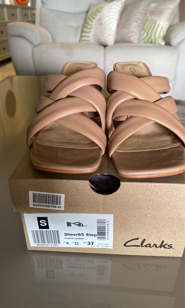 Clarks soft hot sale