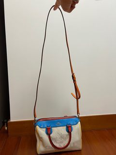 （分類：）位於 。 由 lauraxurious 提交（商品編號 1277748026，圖片 1）。簡介： 。