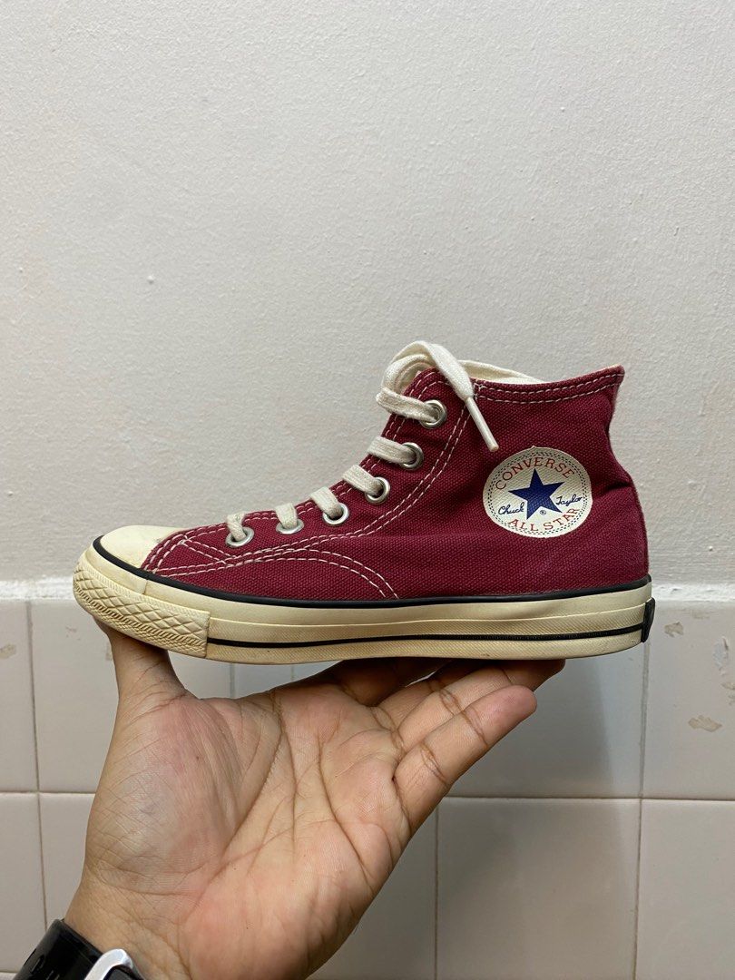 Maroon converse deals kids