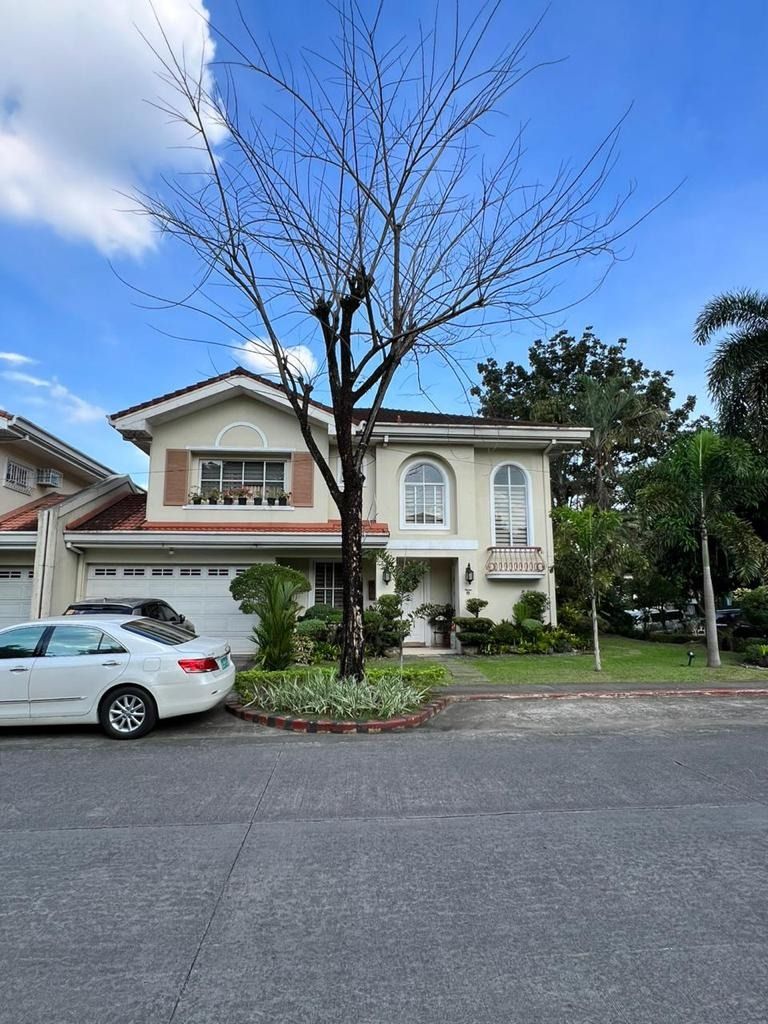 Corner House and Lot for Sale in Ayala Ferndale Quezon City (near