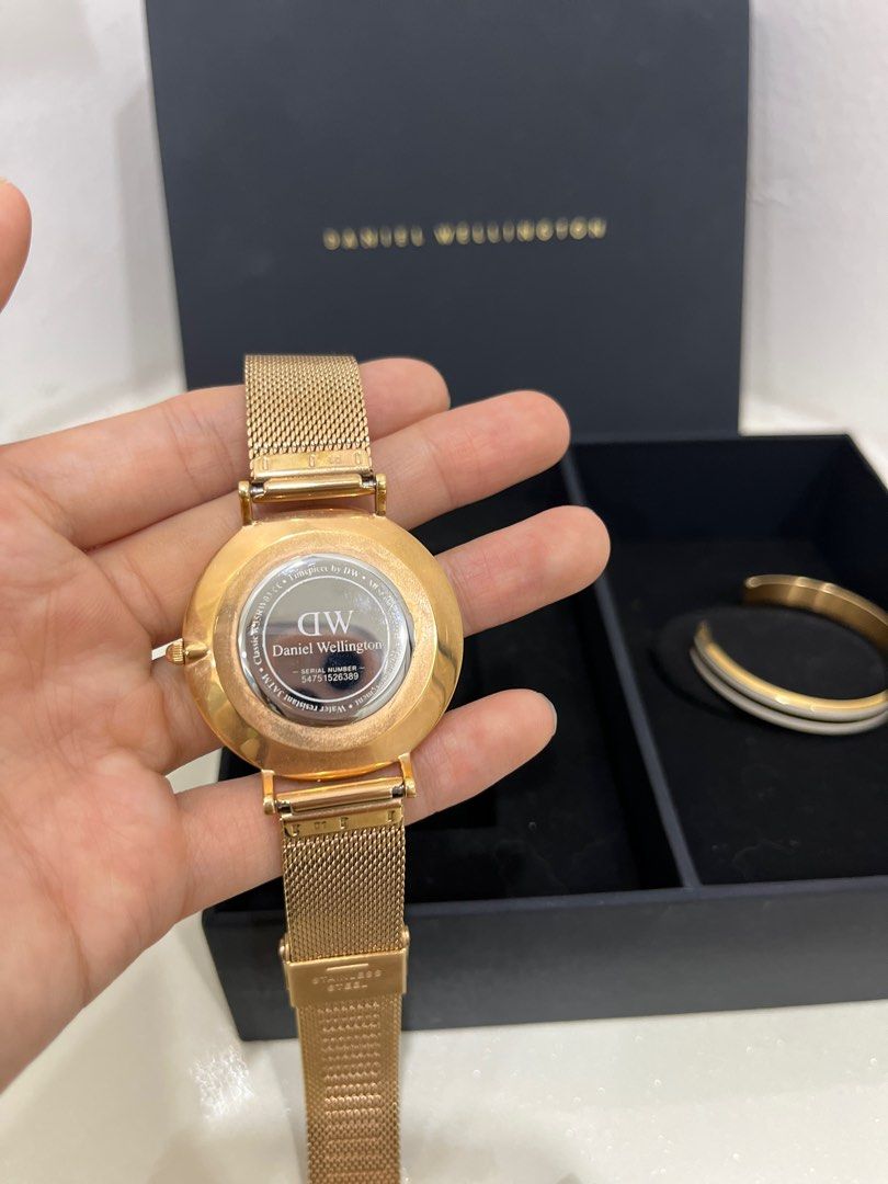 Daniel wellington clearance sunway pyramid