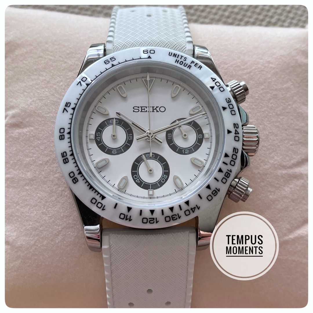 White face chronograph clearance watch