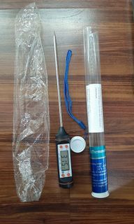 Digital Thermometer with battery
