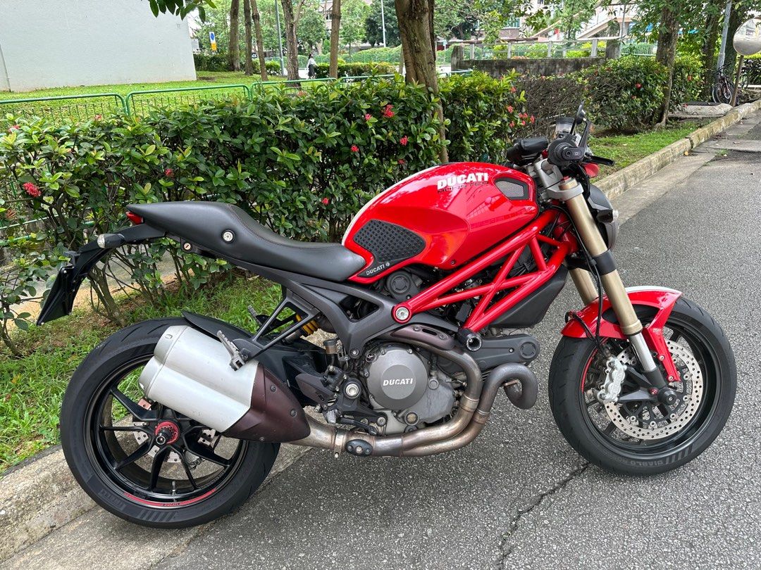 2013 ducati hotsell monster 1100 evo