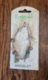 Emerald 3-Leaf Clover Bracelet