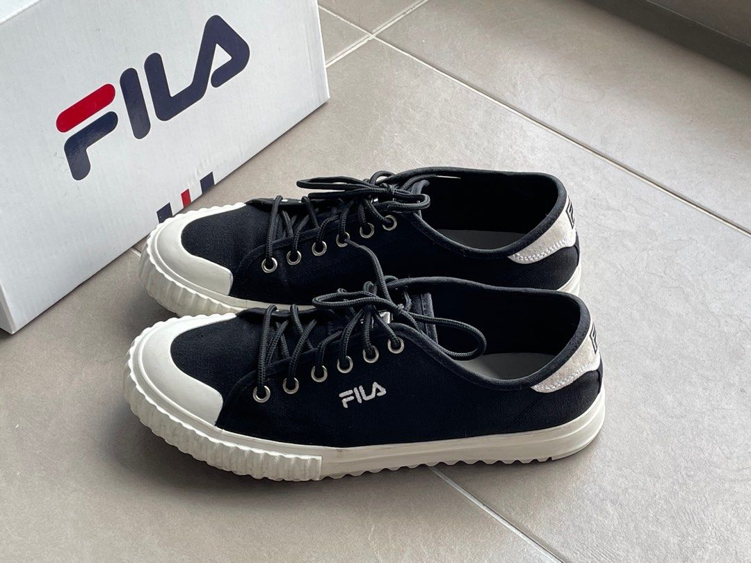 Fila classic sales canvas shoes
