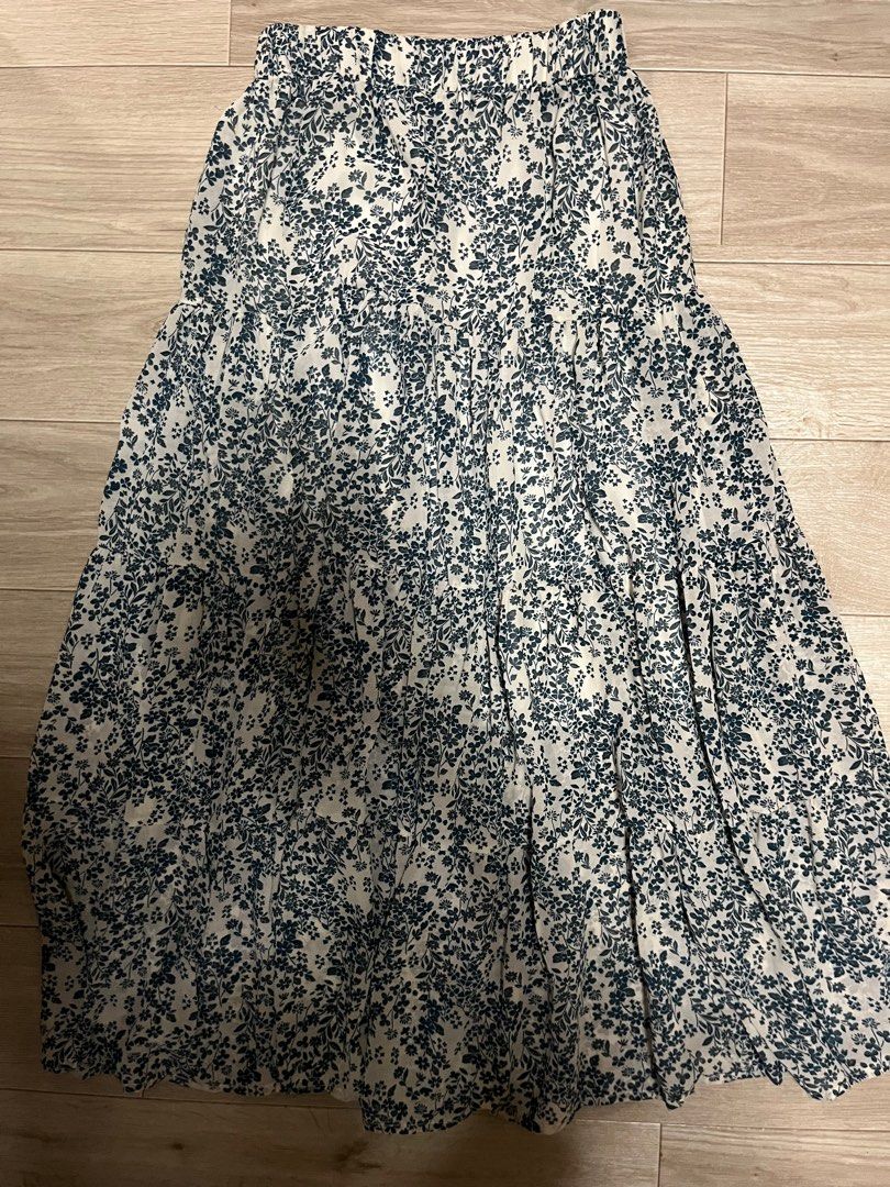 Elastic floral midi on sale skirt
