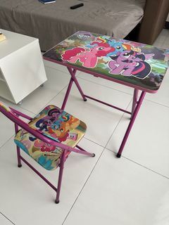 Foldable Table and Chair MLP