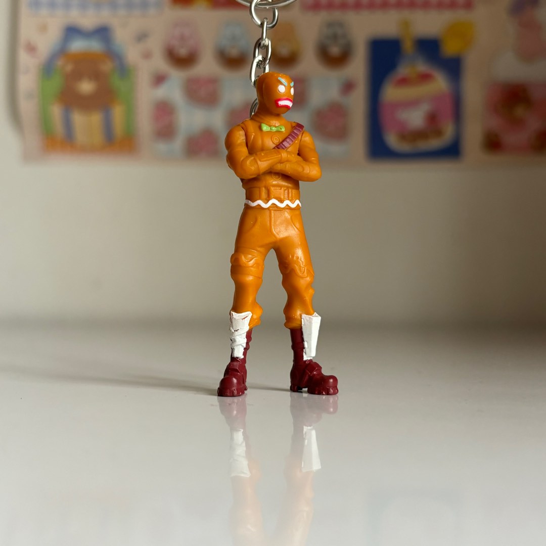 FORTNITE Figure keychain MERRY MARAUDER