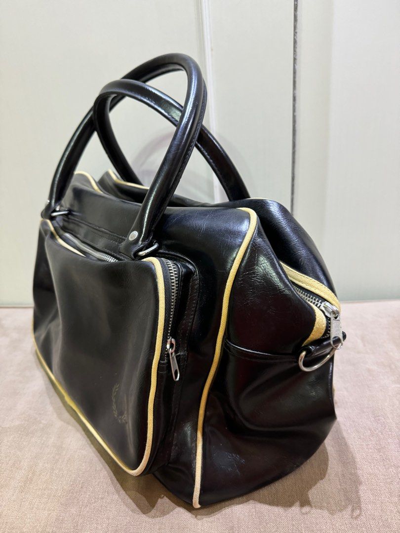 Fred Perry Gym Leather Bav
