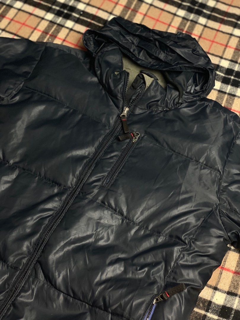 Gap windbreaker clearance