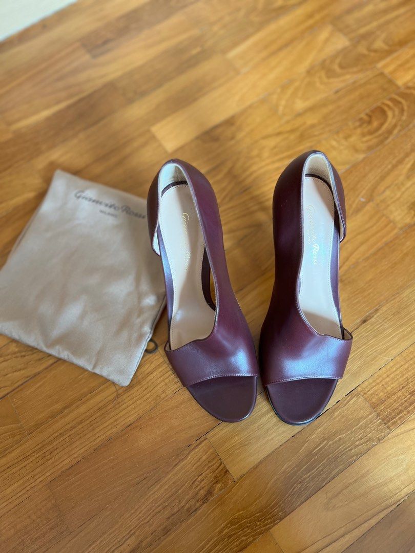 Gianvito rossi cheap burgundy pumps