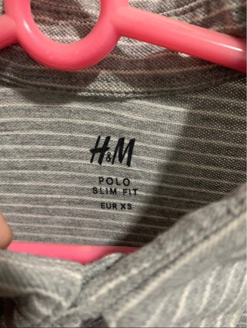H&M Stripes Polo Shirt (Category: Tshirts & Polo Shirts ) located in Caloocan City. Submitted by tjs1122 (Listing ID 1277827874, Image 3). Description: Decluttering Sale! Pamigay prices na po - Authentic - Can also fit S - even if XS on tag (stretchable fabric) (L - 18 in W - 26 in) - Used only twice - No issues perfectly fine passable sa maselan - Shipping will be shouldered by buyer RFS: does not fit anymore, decluttering.