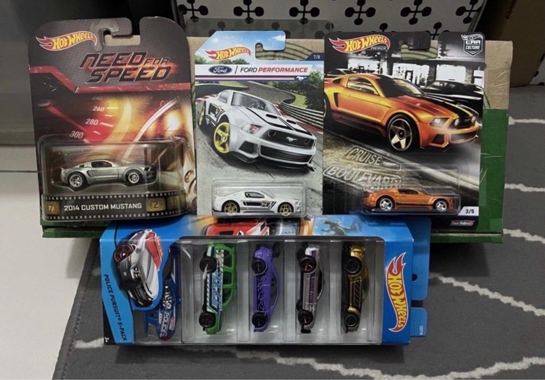 Hot Wheels Lot of 4 2014 Custom Mustang Hobbies Toys Toys