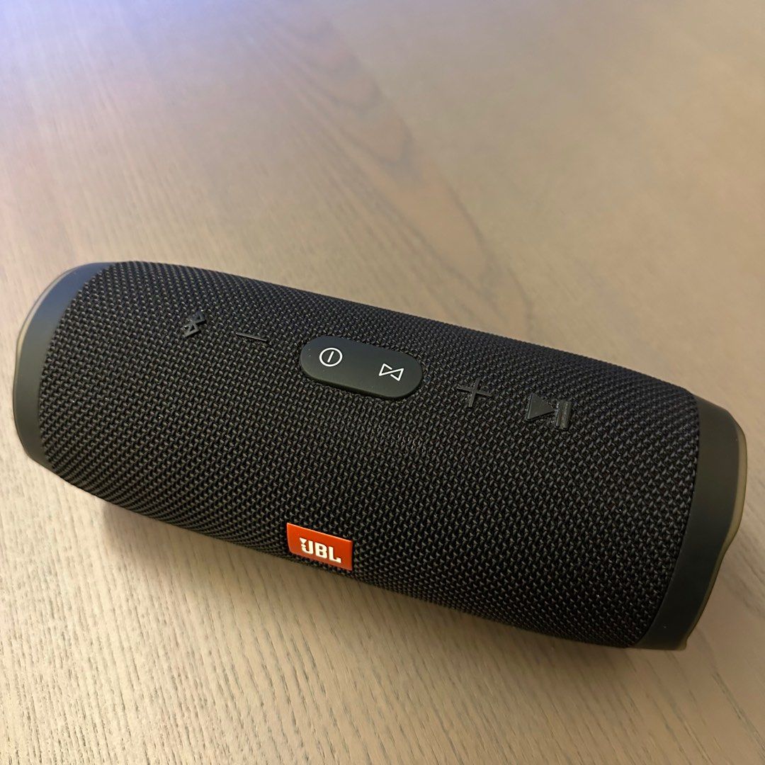 Connect 2 jbl charge 3 speakers sales