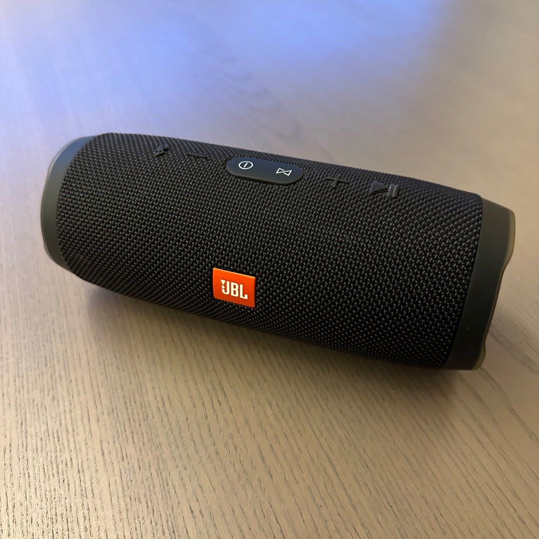 Bluetooth jbl charge 3 bass cheap