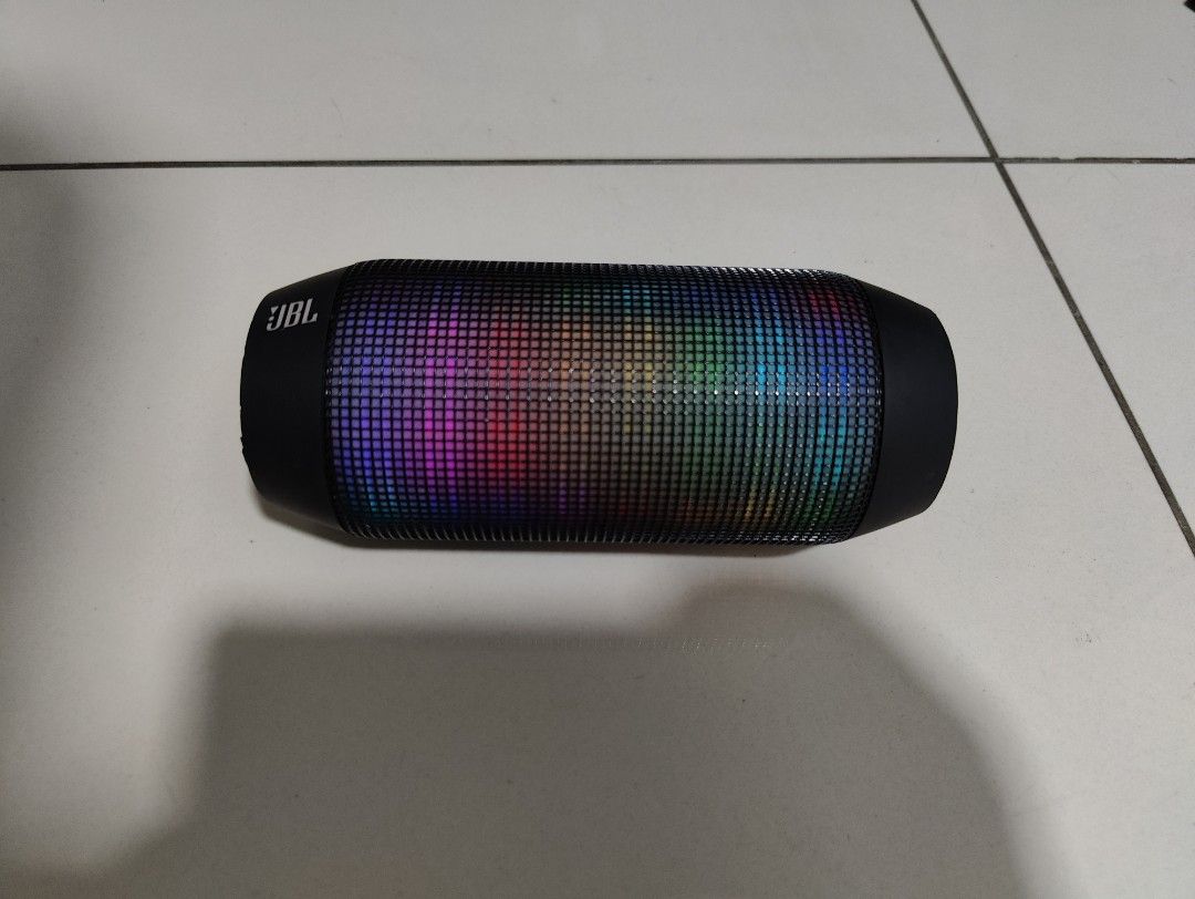 Pulse led bluetooth hot sale speaker