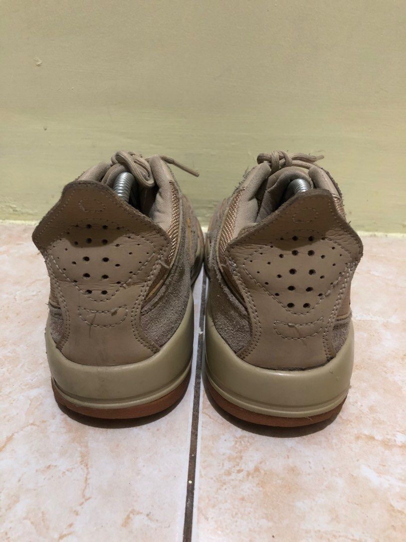Jordan courtside sales 23 marron
