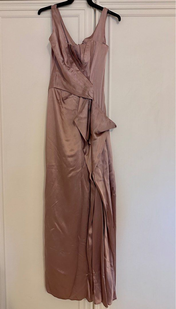Karen Millen Satin Occassion Evening Gown/Dress, Women's Fashion, Dresses & Sets, Evening dresses & gowns on Carousell Karen Millen Satin Occassion Evening Gown/Dress, Women's Fashion, Dresses & Sets, Evening dresses & gowns on Carousell