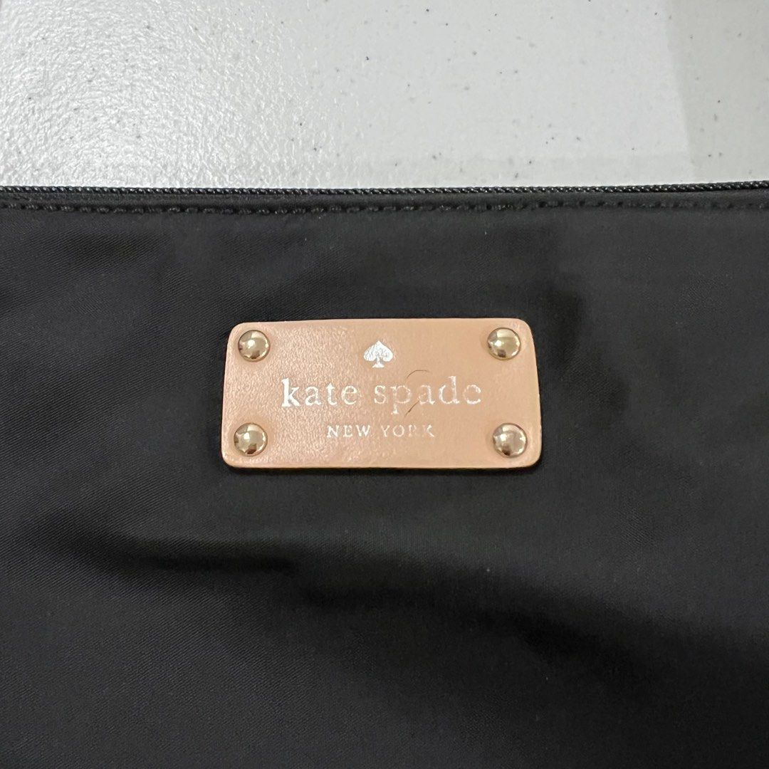 Kate Spade Nylon Bag (Category: Luxury Bags & Wallets) located in Taguig. Submitted by clothessforsalee (Listing ID 1277713619, Image 3). Description: .