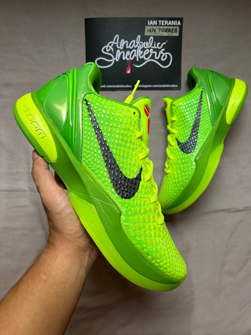 kobe grinch slippers