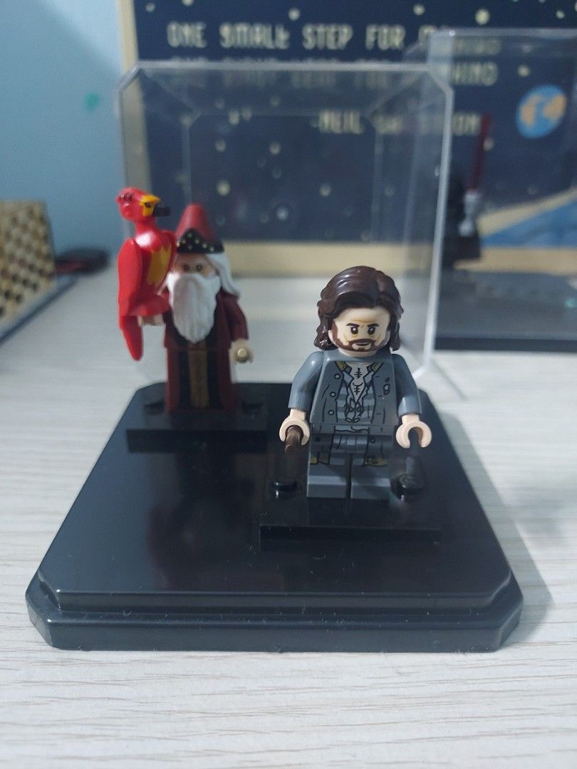 Lego sirius deals black