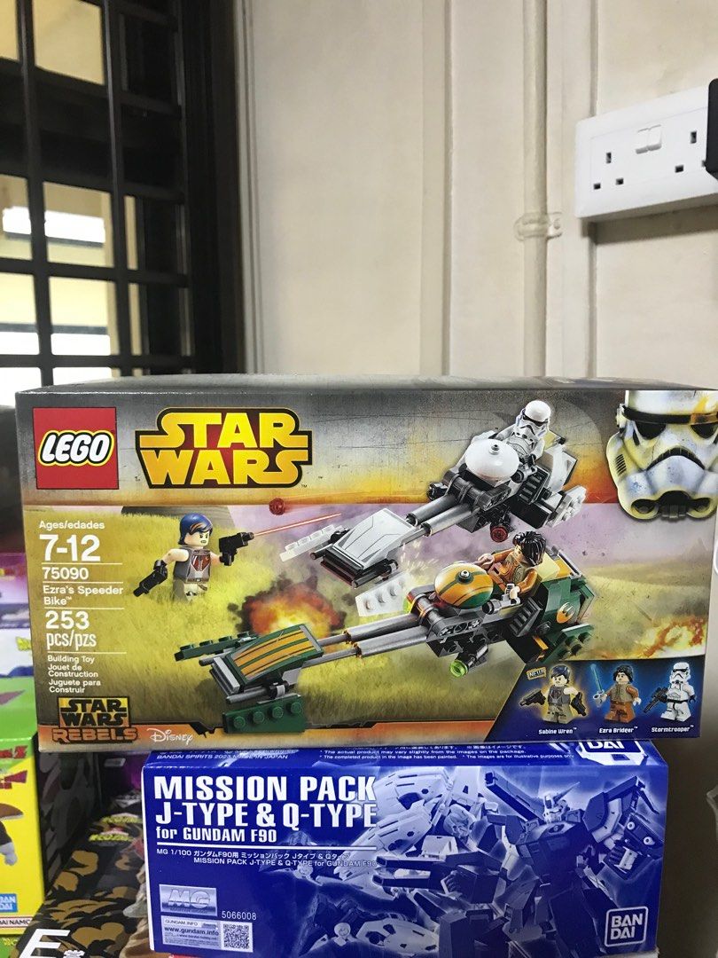 Lego star wars ezra's speeder bike 2025