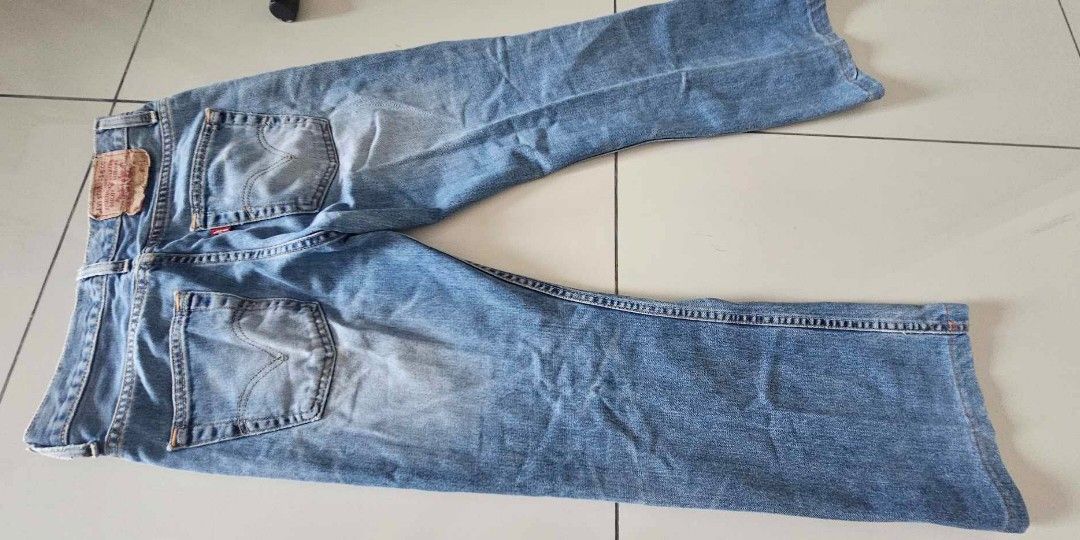 Levis 2025 size 28